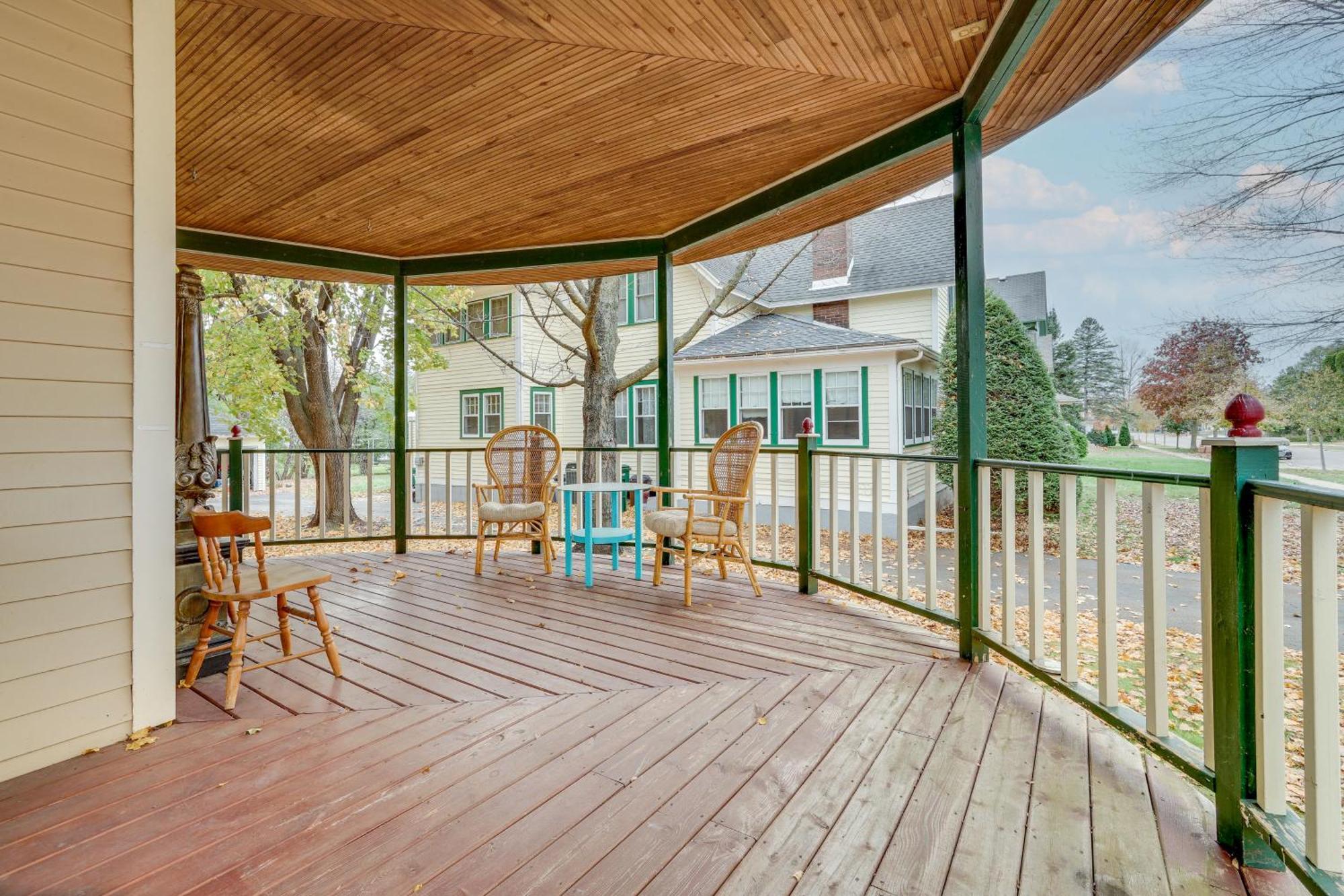 Eau Claire Retreat Close To Chippewa Riverfront! מראה חיצוני תמונה